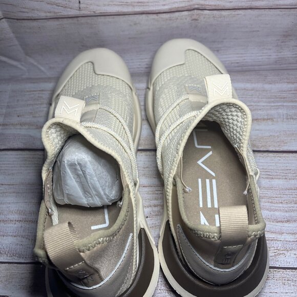 New men MUVEZ 2 CONVERTIBLE SLIP-ONS Sneakers Desert Sand sz W 8 M 7 - Picture 7 of 9